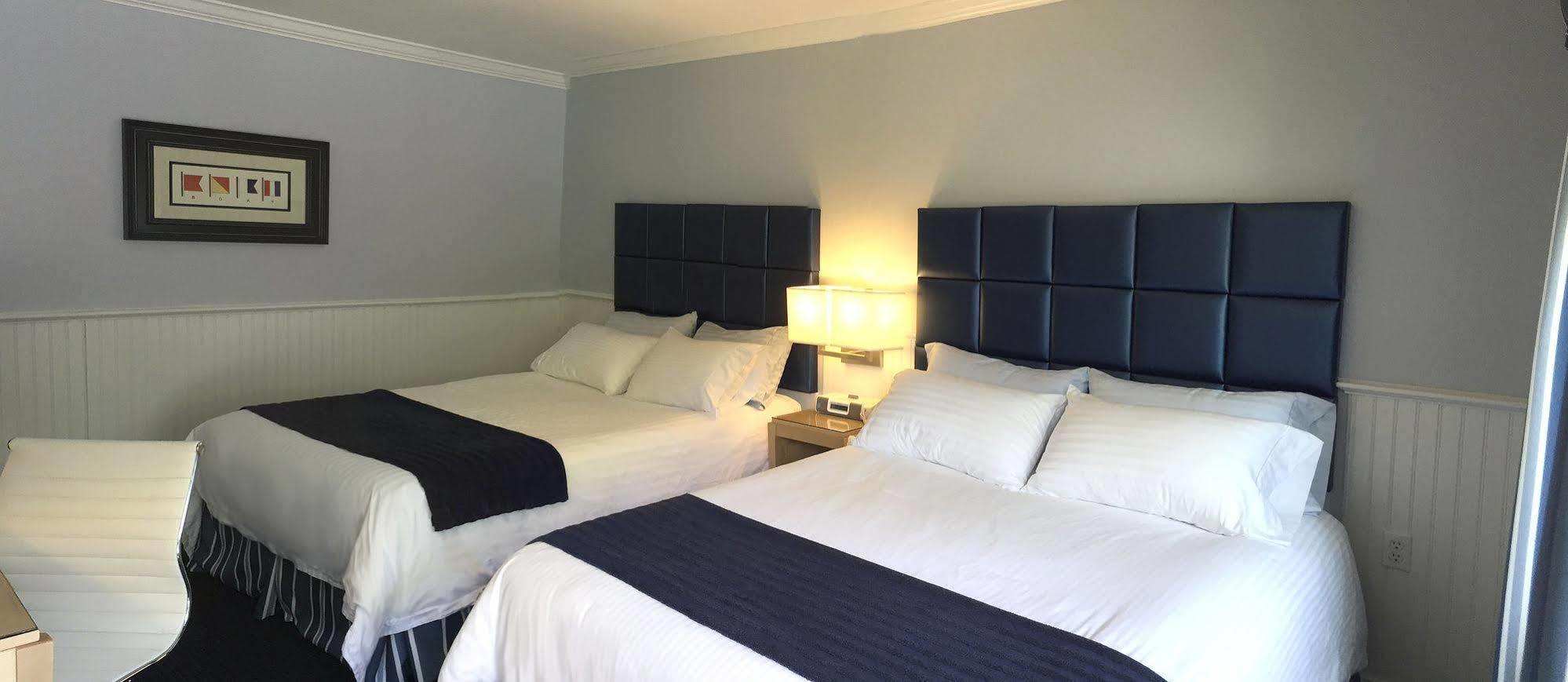 Atlantic Inn Newington Bagian luar foto